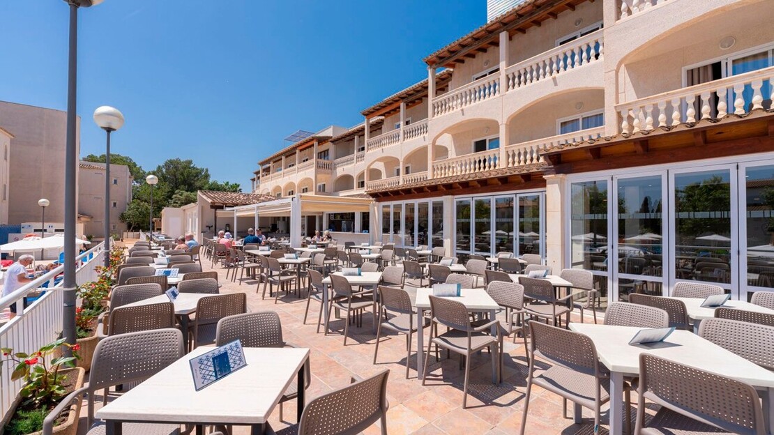 Caprice Isabel Aparthotel